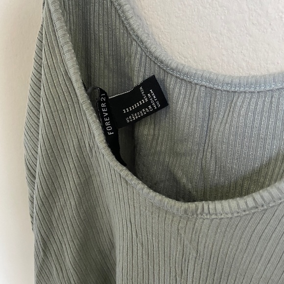 DEEP BACK BODYSUIT 🍸 - Picture 4 of 4